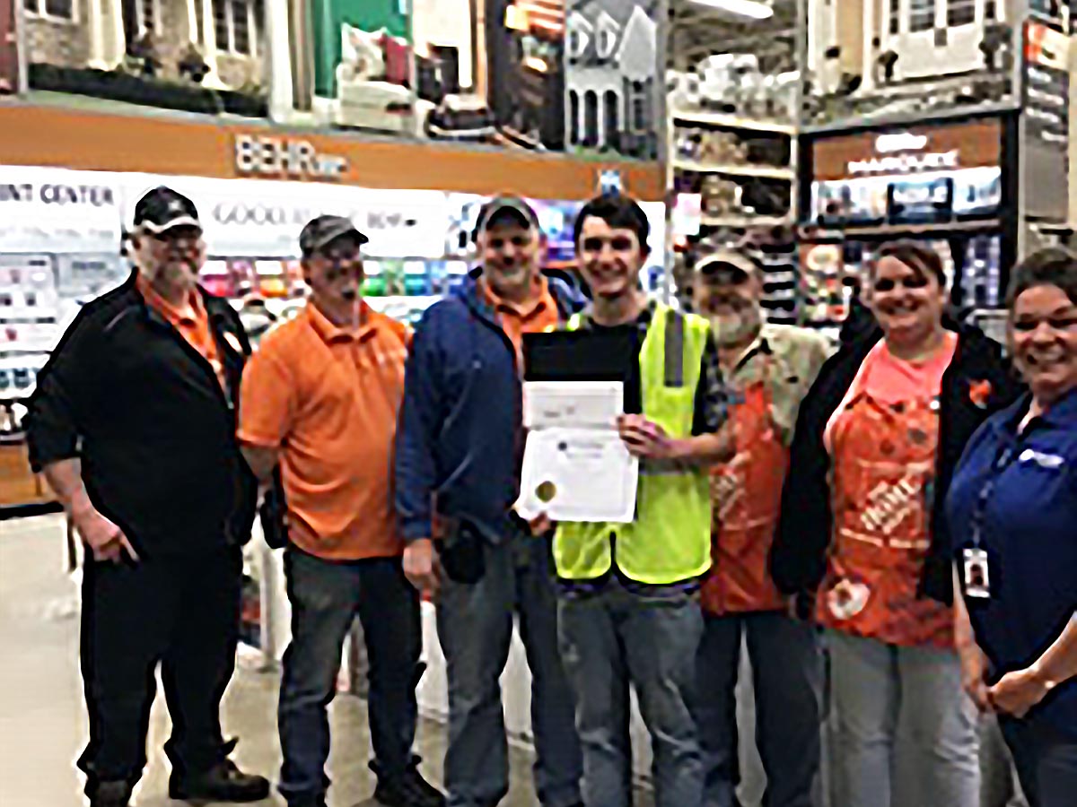 Trac Shaw Receives Bravo Award