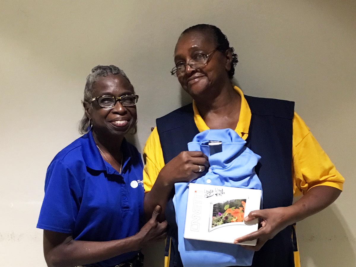 Laura Lloyd Earns 25 Year Service Award