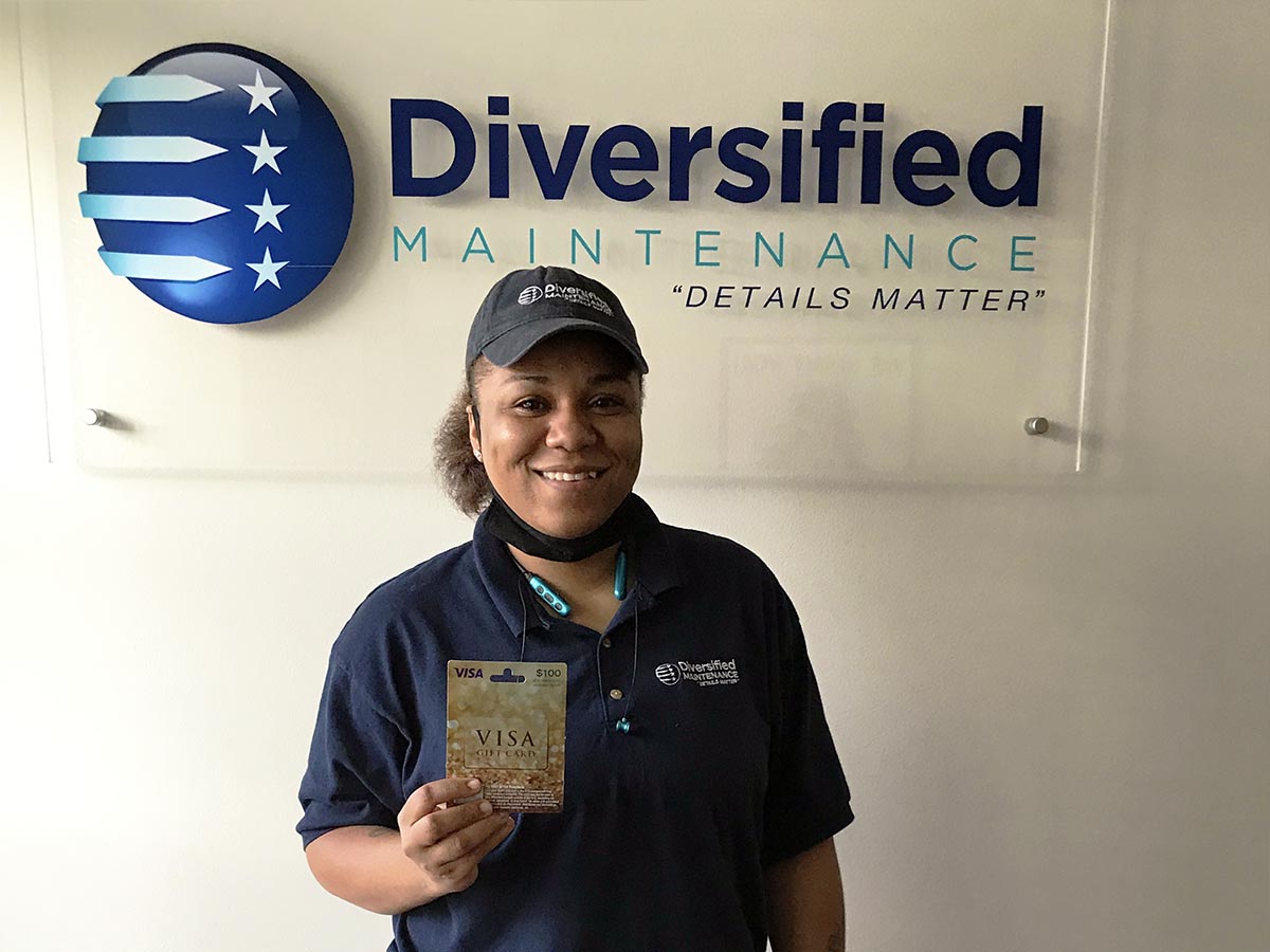 Tontalia Gee Does Great Work at Hancock Whitney Plaza