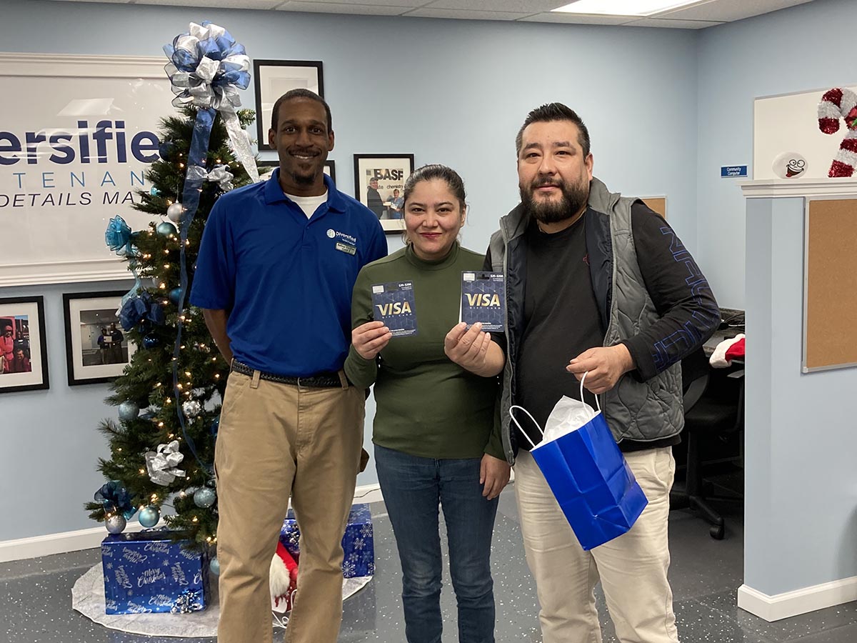 Alvis Garcia and Wife Receive Christmas Gifts from Israel Jones