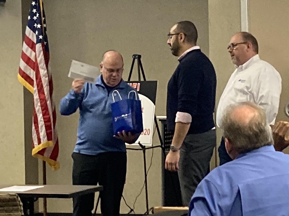 Neema Moughari Receives 5-year Service Award