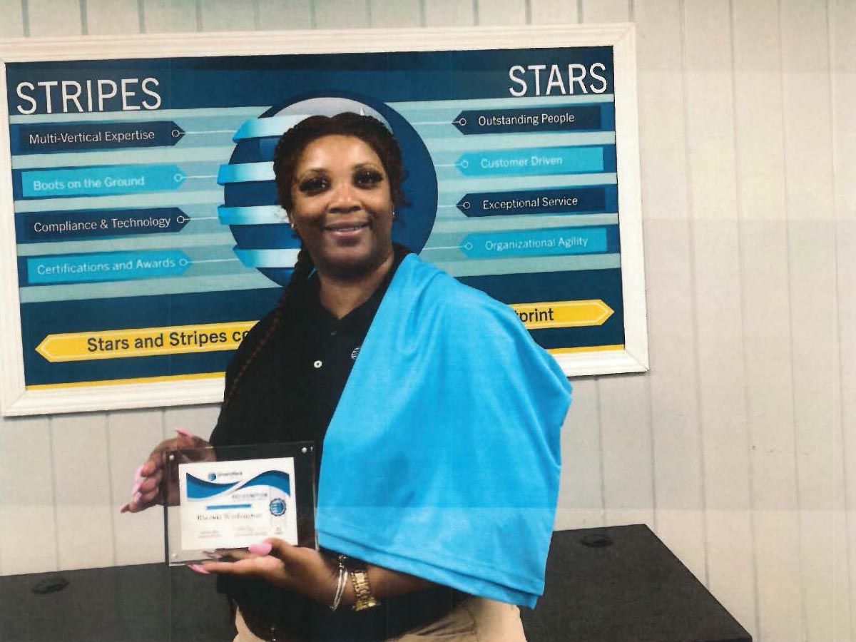 Rhonda Washington Earns 15 Year Service Award