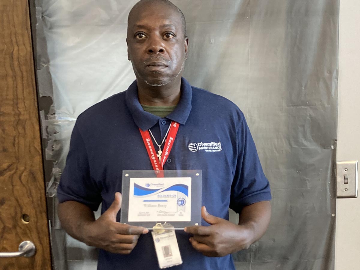 William Berry Earns 10 Year Service Award