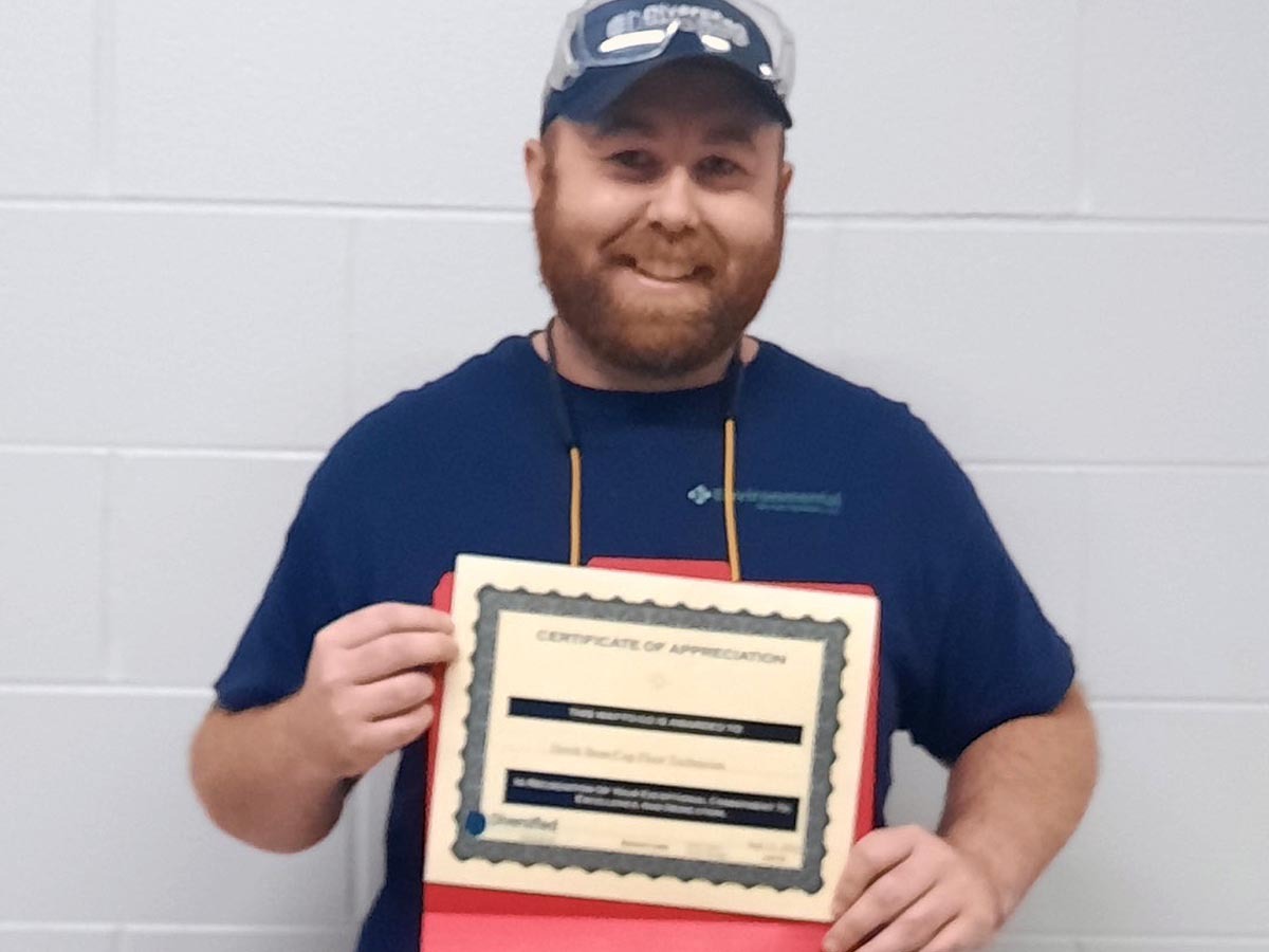 Derek Bean Receives Certificate of Appreciation
